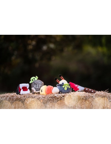PLAY Howling Haunts  - Ghoulish Grave
