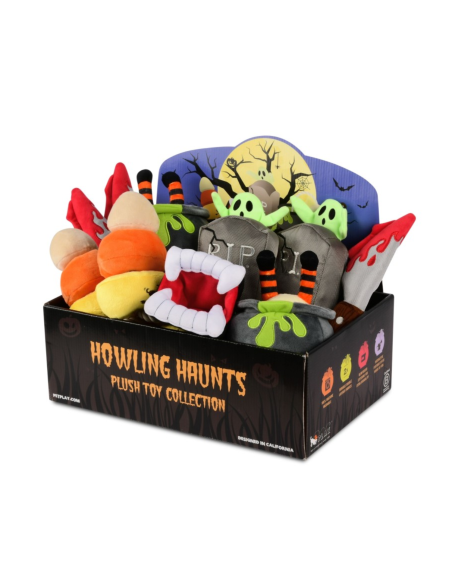 PLAY Howling Haunts Display